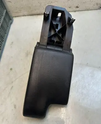 BMW 3 E46 Armrest 8213678 51168213678