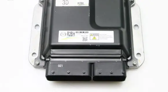 Mazda 6 Engine control unit/module R2BH18881A