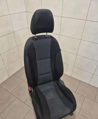 Hyundai i30 Front driver seat 