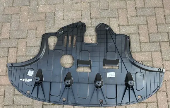KIA Xceed Engine splash shield/under tray 29110cr050