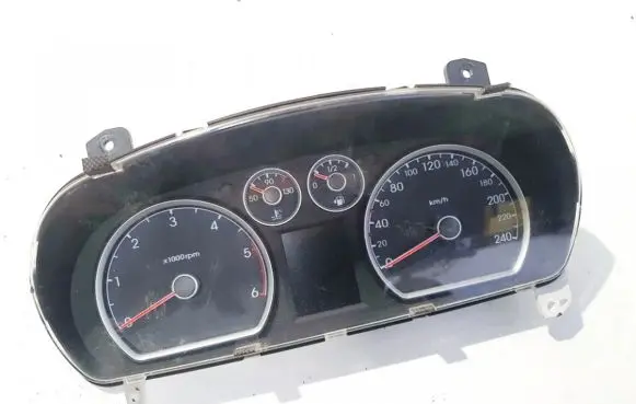 Hyundai i30 Speedometer (instrument cluster) 940332r605 111108