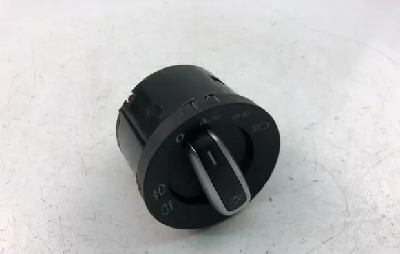 Volkswagen Golf VI Light switch 3C8941431A