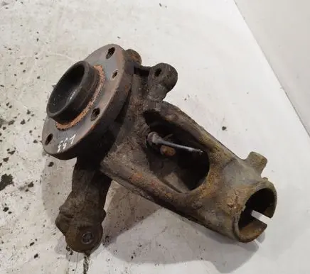 Citroen C3 Picasso Front wheel hub spindle knuckle