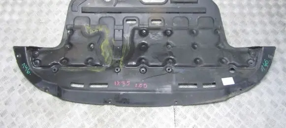 Hyundai ix35 Engine splash shield/under tray