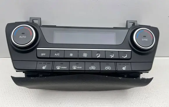 Hyundai Tucson TL Climate control unit 97250D7FD0 180912