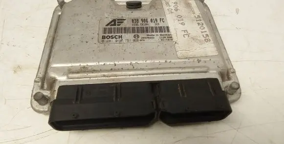 Seat Alhambra (Mk1) Air suspension control unit module (rear) 03906019