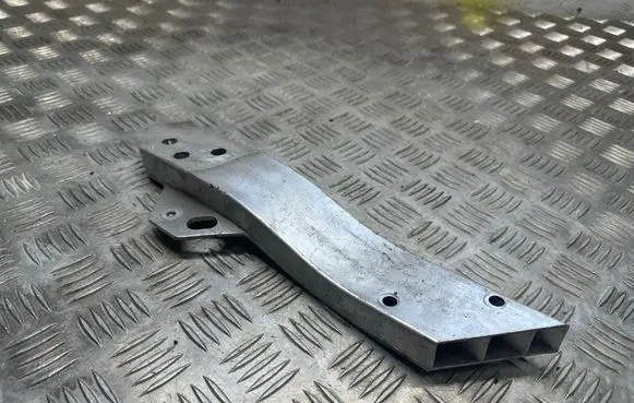 Mercedes-Benz GLC C253 Radiator support slam panel bracket 77316000