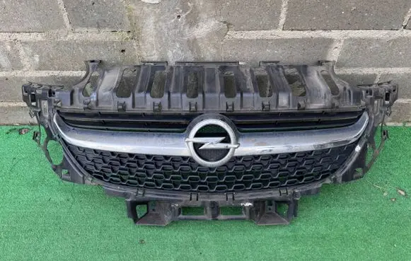 Opel Adam Front grill 13355289