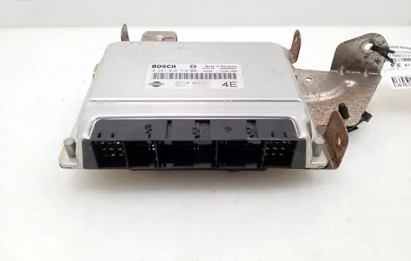 Nissan Almera Tino Engine control unit/module 237104U111