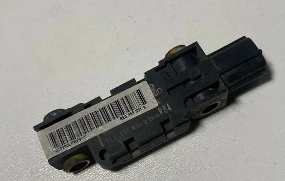 Audi A4 S4 B7 8E 8H Airbag deployment crash/impact sensor 8E0959651A