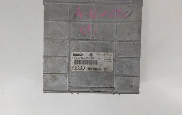 Audi A4 S4 B5 8D Engine control unit/module 0261203938939 8D0907557CX