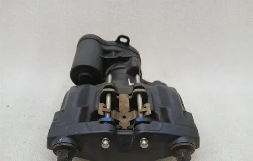 Chevrolet Corvette C8 Rear brake caliper 84862010
