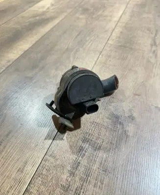 Mercedes-Benz E W211 Electric auxiliary coolant/water pump