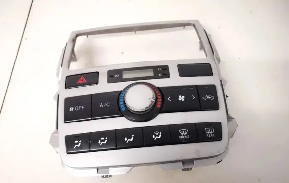 Toyota Avensis Verso Climate control unit 5590044270 55900-44270