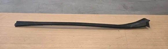 Mercedes-Benz GLC C254 Windshield trim A2546905403