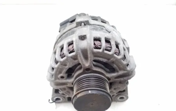 Nissan Qashqai Generator/alternator 231004EA0A