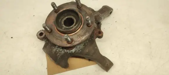 Front wheel hub spindle knuckle