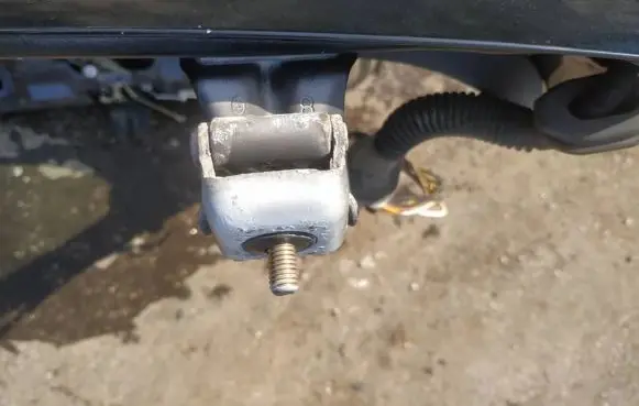 Audi A3 S3 8L Tailgate/trunk/boot hinge