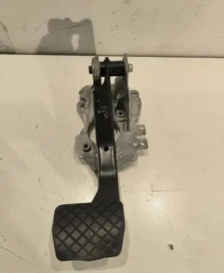 Volkswagen Golf V Brake pedal 1K2723057AN 624031