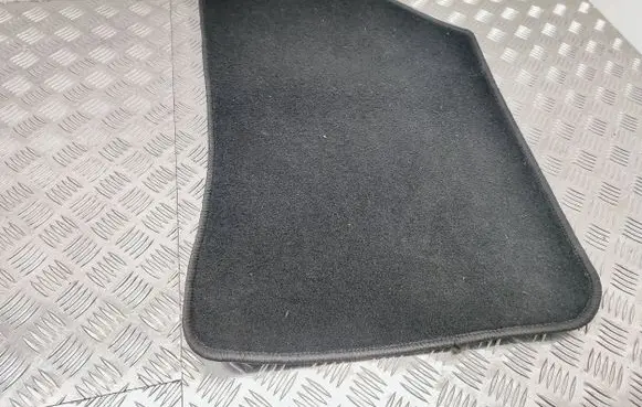 Peugeot 308 Front floor mat 1609851980 20210824 100650458