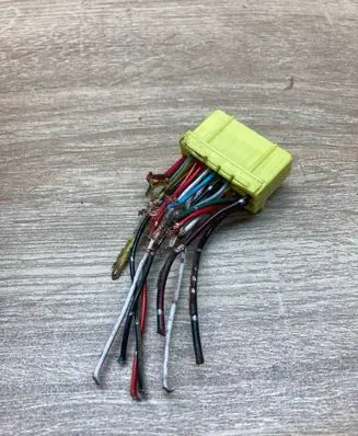 Mitsubishi Eclipse Plug wire 10765