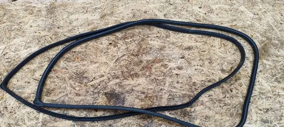 Honda Civic Front door rubber seal 