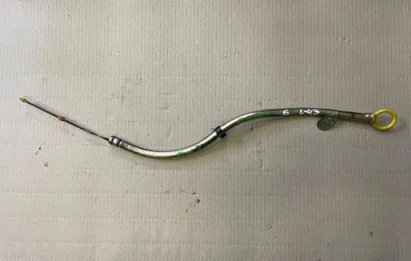 Renault Megane III Oil level dip stick 
