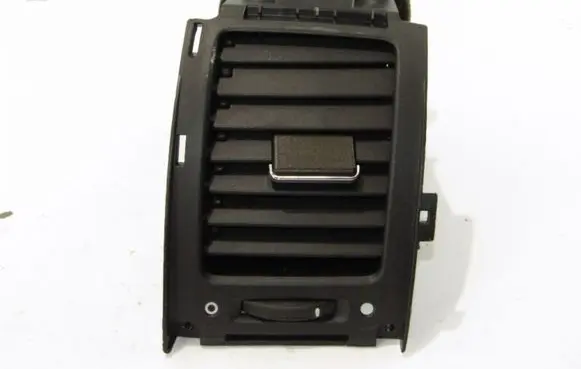 Honda CR-V Dash center air vent grill