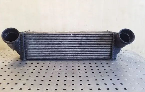 BMW X5 E70 Intercooler radiator 17517533475 7533475