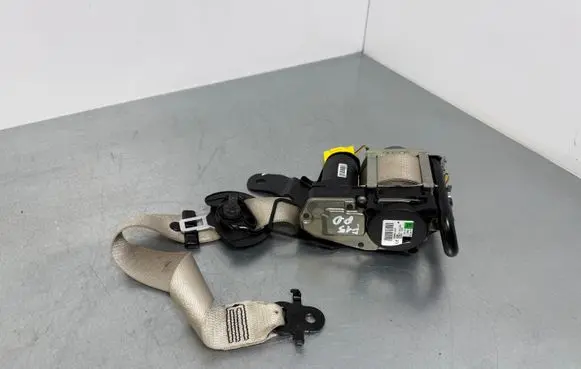 BMW X5 F15 Front seatbelt 628460700 628641500