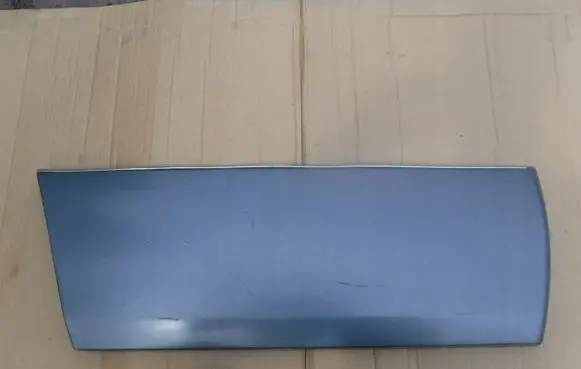 Mercedes-Benz E W124 Rear door trim (molding) 46901840R