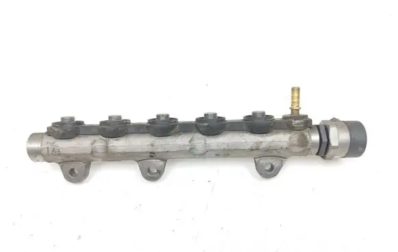 Nissan X-Trail T31 Fuel main line pipe 013960 8200718753 0445214155