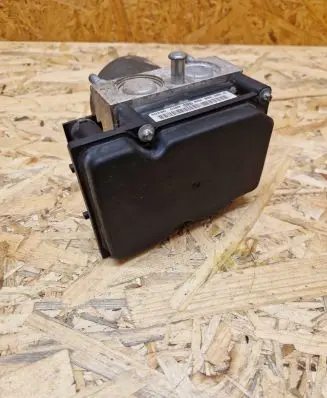 Nissan Qashqai ABS Pump 0265800609