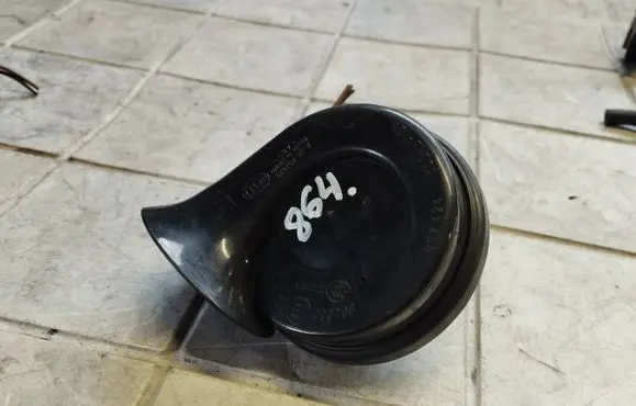 Volkswagen PASSAT B6 Horn signal 000209 007424