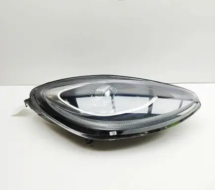 Aston Martin DBX Headlight/headlamp MY8313W029AE