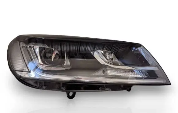 Volkswagen Touareg II Headlights/headlamps set 7P1941034A