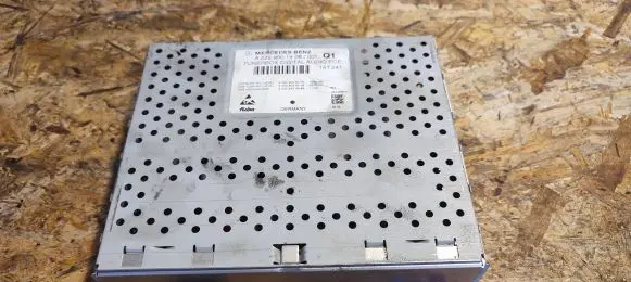 Mercedes-Benz C W205 HiFi Audio sound control unit A2229001408 A2229020408 A2229046200