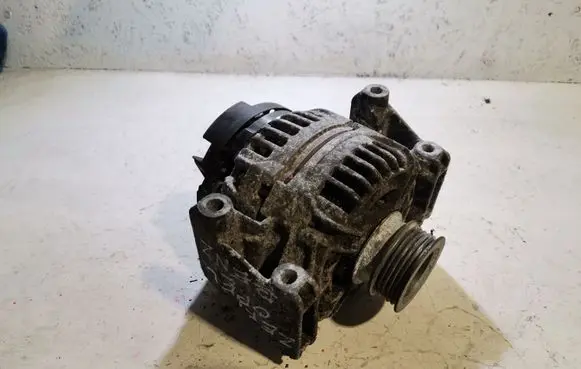 Opel Zafira A Generator/alternator 0124415009