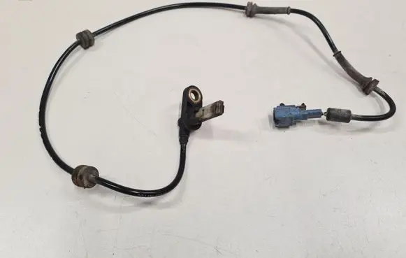 Nissan Primera ABS rear brake sensor 47901AV700