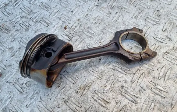 Mini One - Cooper Coupe R56 Piston with connecting rod P122 AH2B