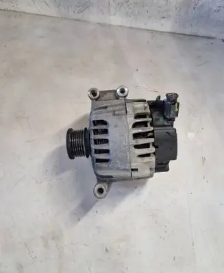 Citroen C4 II Generator/alternator V757651380
