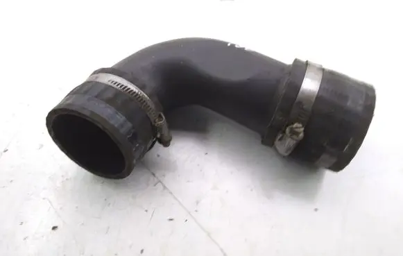 Volvo C30 Intercooler hose/pipe 30751920