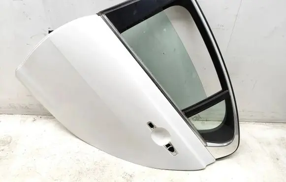 Jaguar XE Rear door