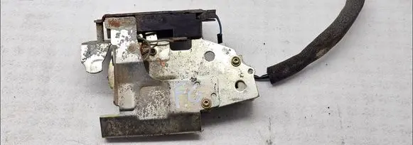 Tailgate/trunk/boot lock/catch/latch