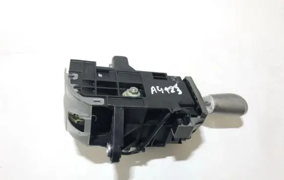 Toyota Prius (XW20) Gear shifter/selector 8945147030 89451-47030