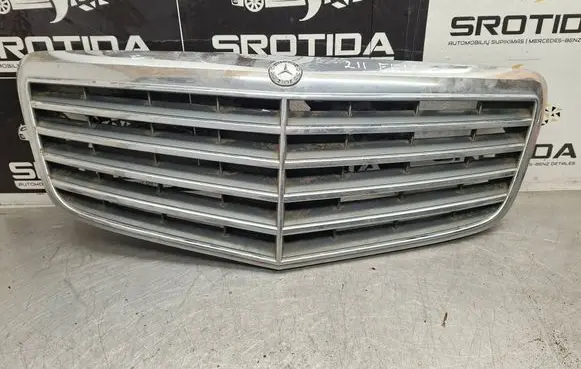 Mercedes-Benz E W211 Front bumper upper radiator grill A2118801683
