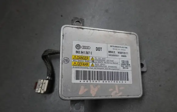 Audi A1 Headlight ballast module Xenon 8K0941597C
