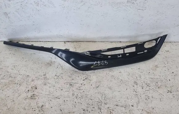 Volvo V60 Front bumper splitter molding 31353654
