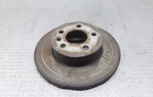Volkswagen Transporter - Caravelle T4 Front brake disc