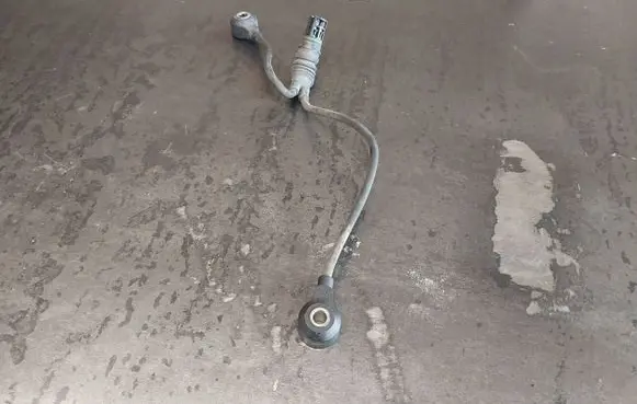 BMW 3 E46 Detonation knock sensor 1435485
